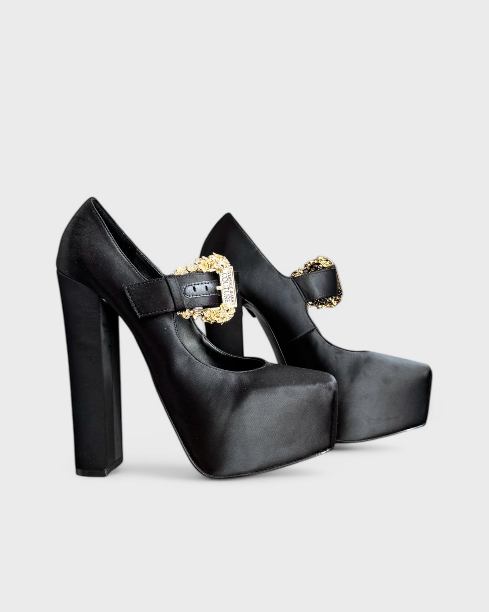 Maryjane plateforme Noire Versace , 40