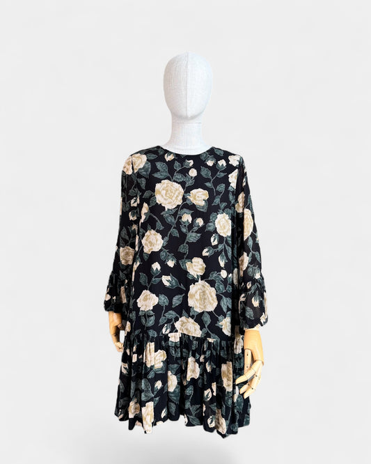 Robe noire à fleurs en chiffon fluide Ganni , S