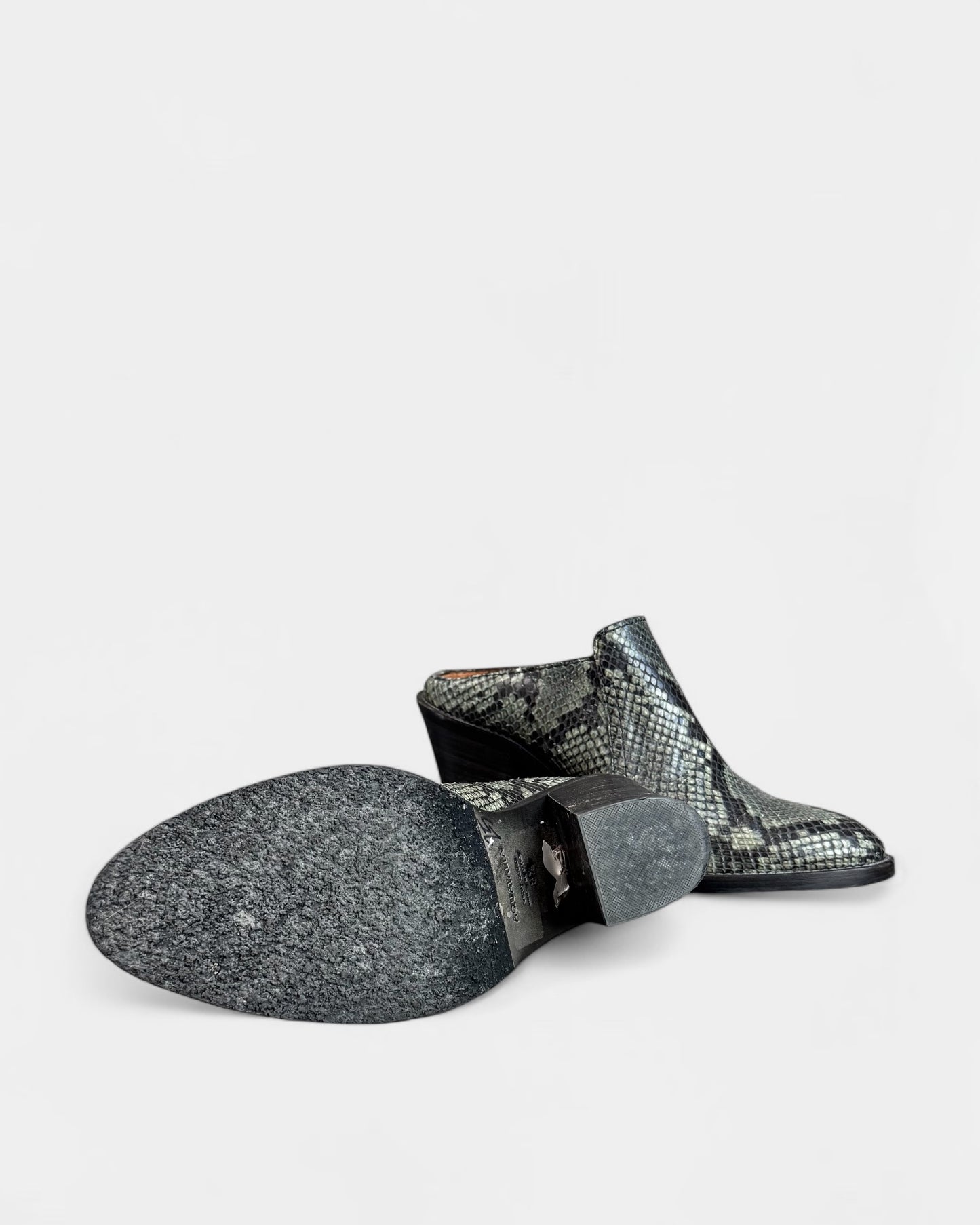 Mules en cuir effet python vert Aquatalia, 8.5